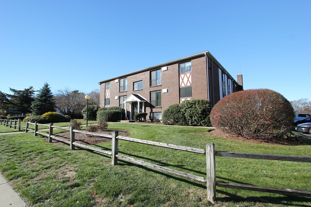 139 King St # 304B
