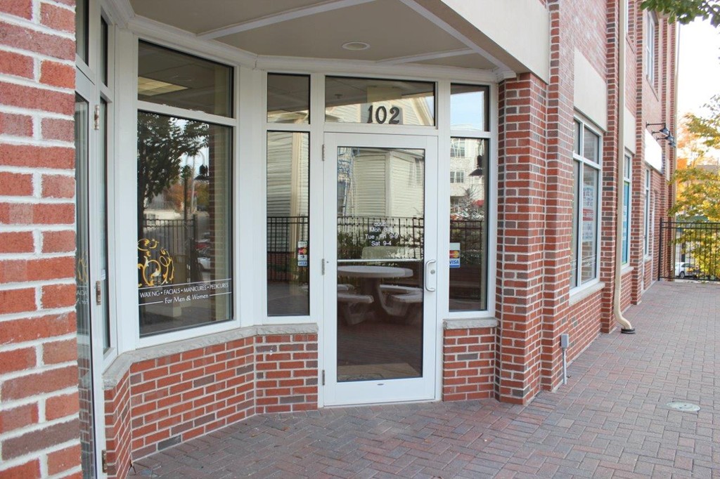9 Summer St # 102