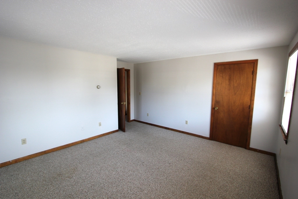 21 Moore Ave # 21