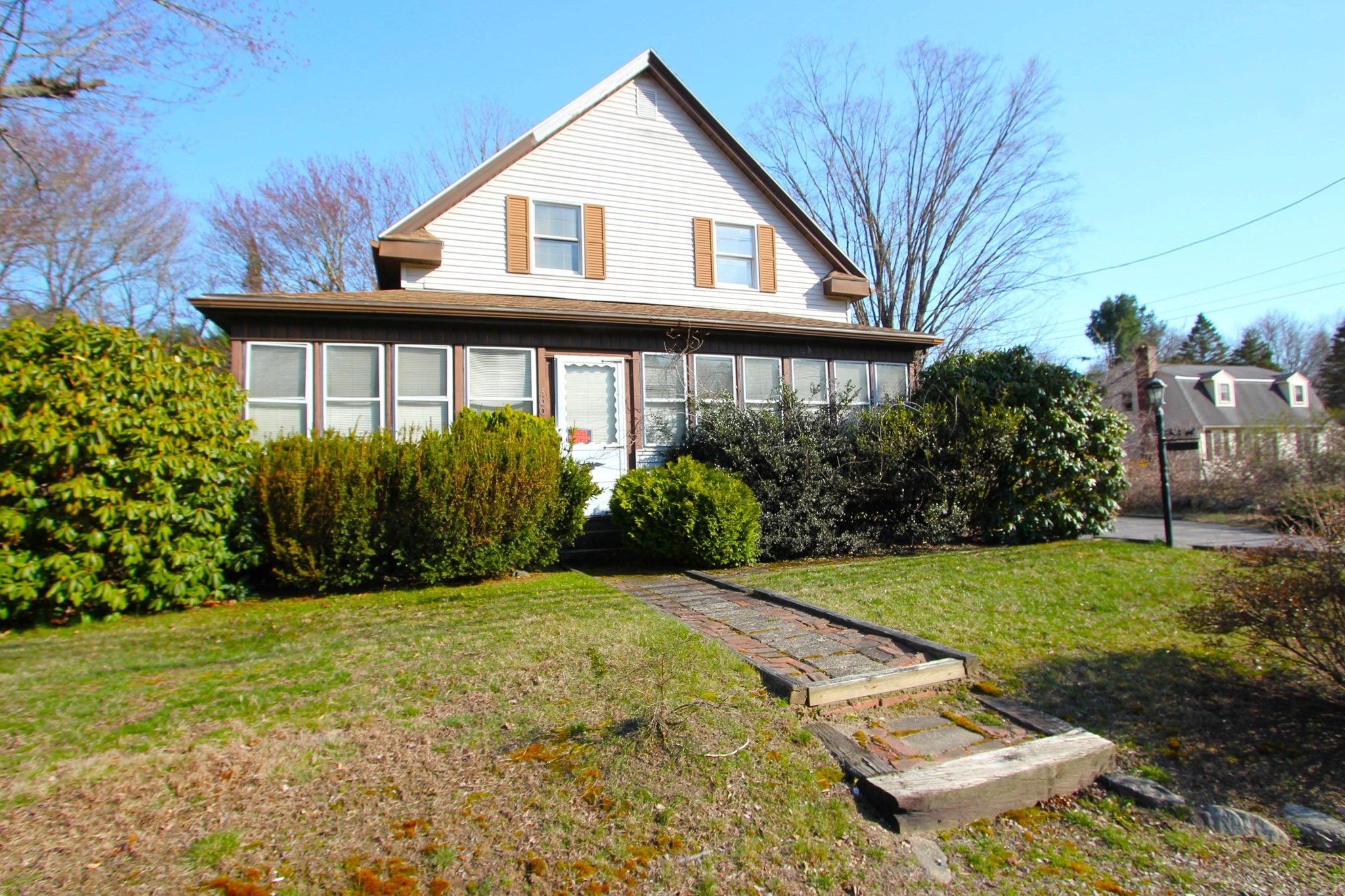 300 Chestnut St