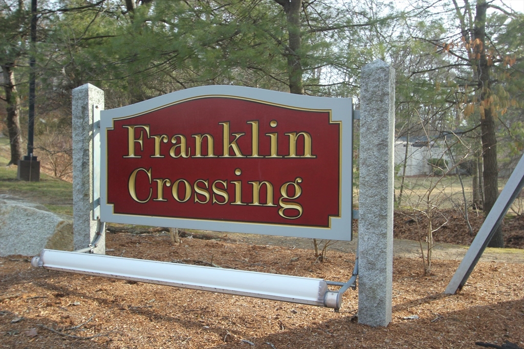 2412 Franklin Crossing Rd Unit: 2412