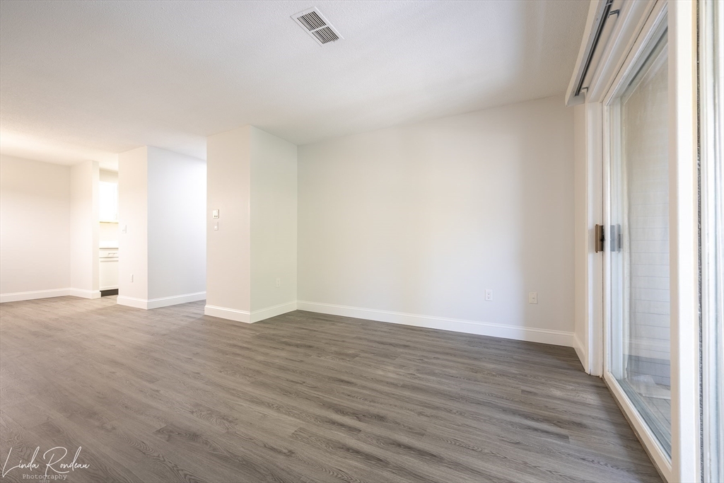 2412 Franklin Crossing Rd Unit: 2412