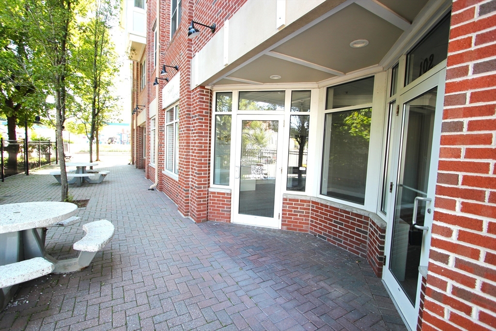 9 Summer St # 101A