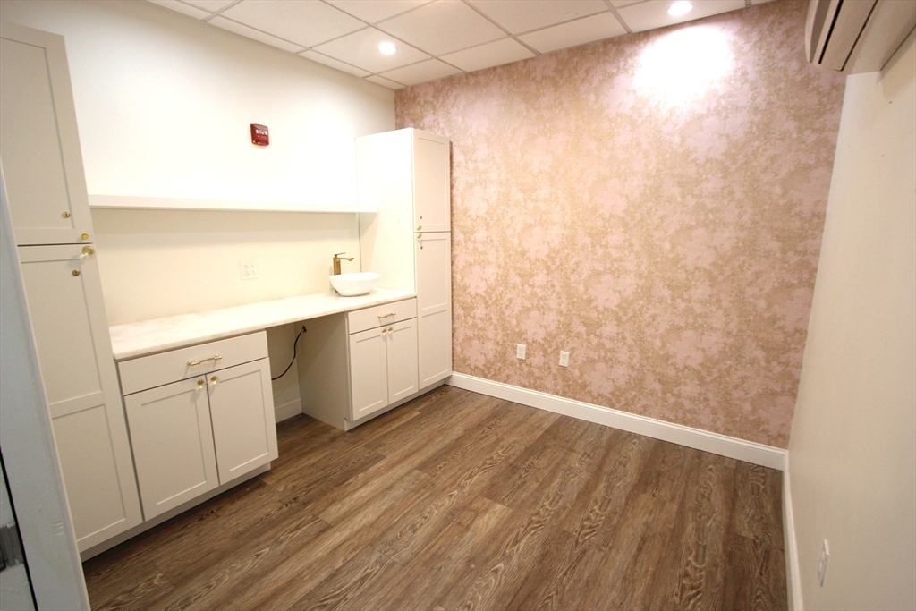 9 Summer St # 101A