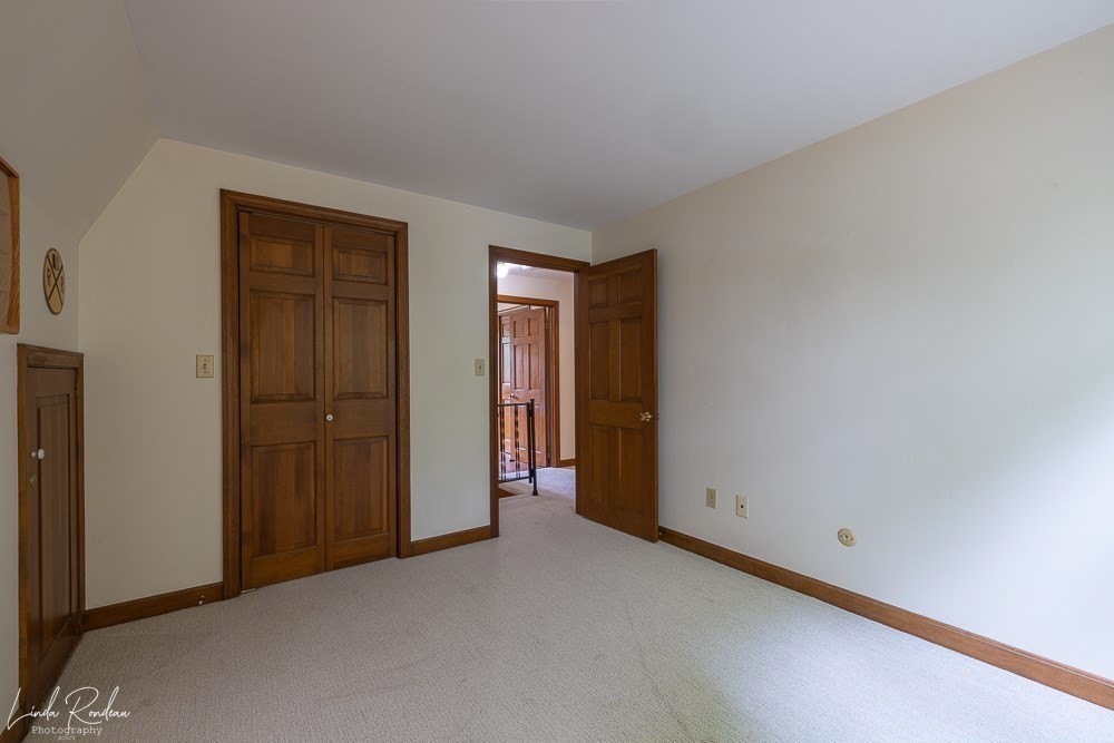 350 N Main St