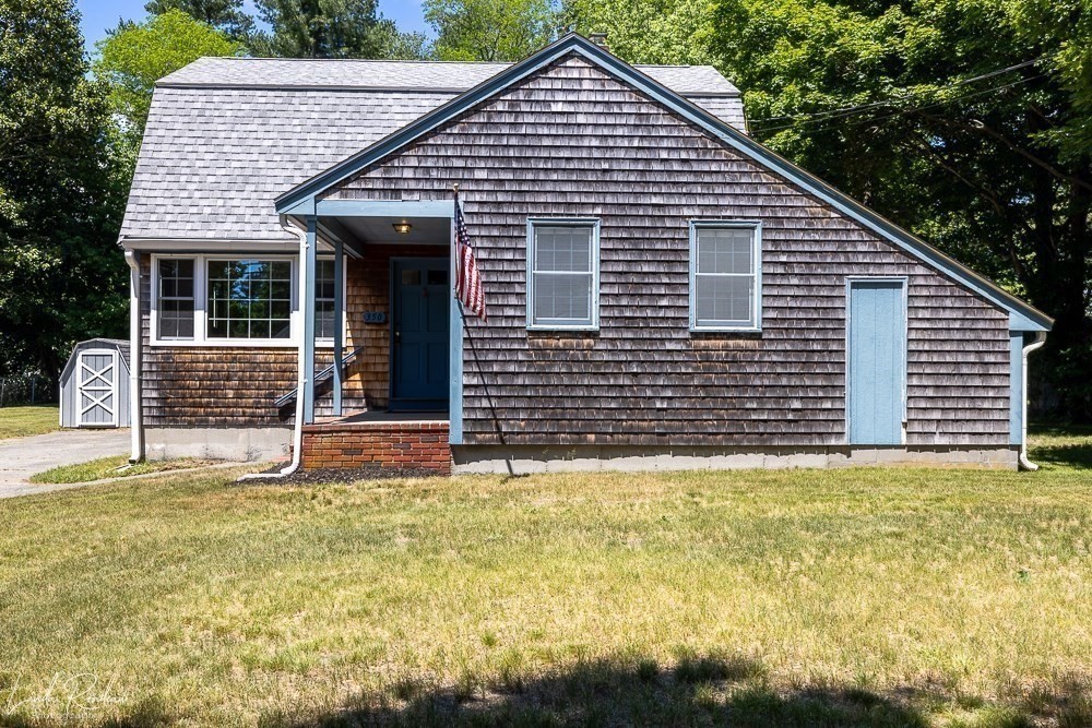 350 N Main St