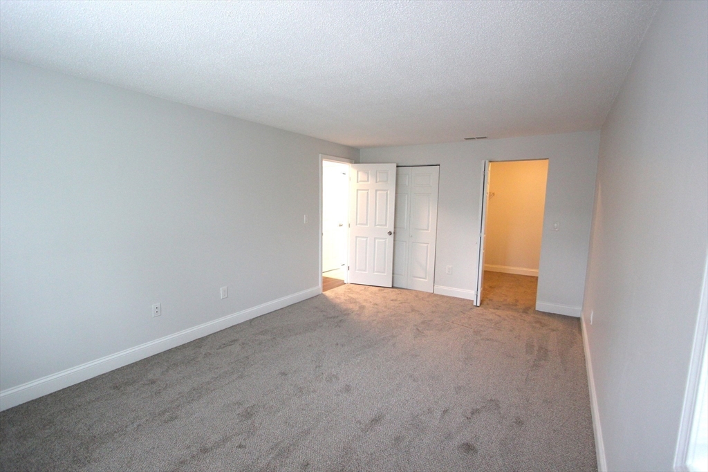 2008 Franklin Crossing Rd Unit: 2008