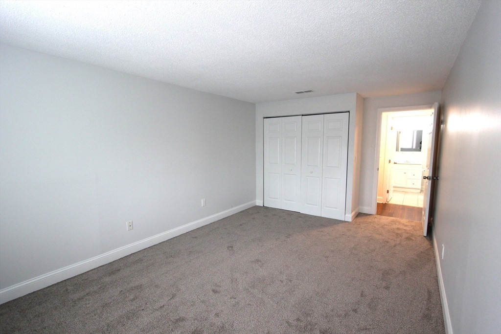 2008 Franklin Crossing Rd Unit: 2008