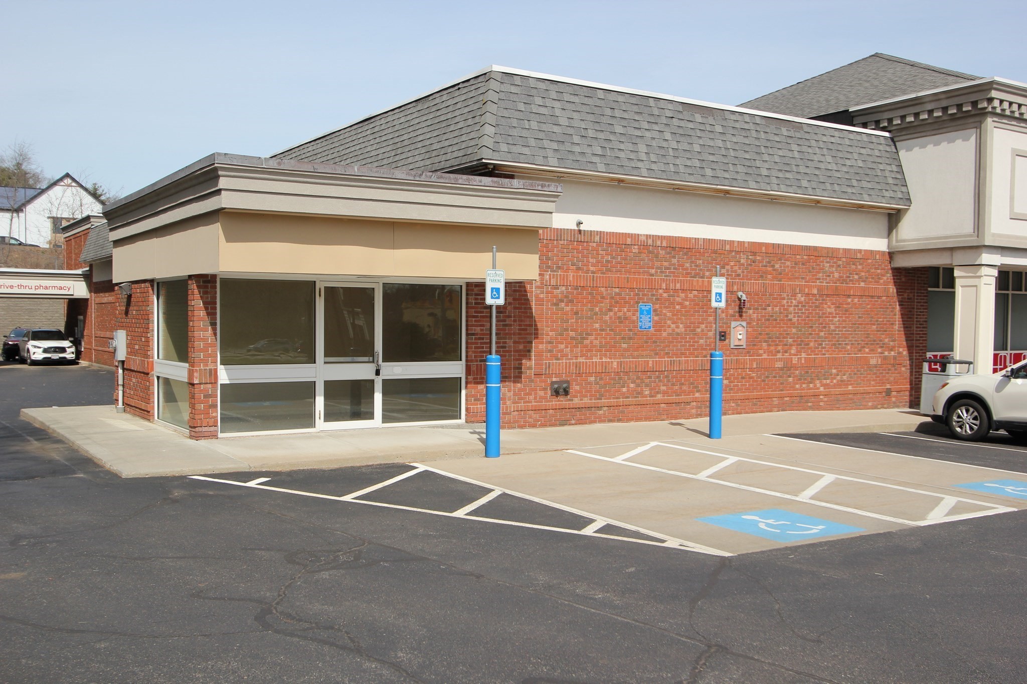 435 W Central St Unit: ATM