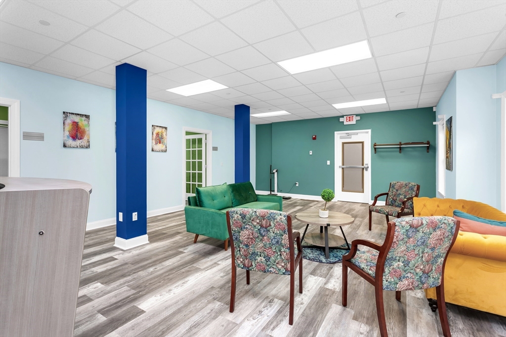 233 W Central St # 1