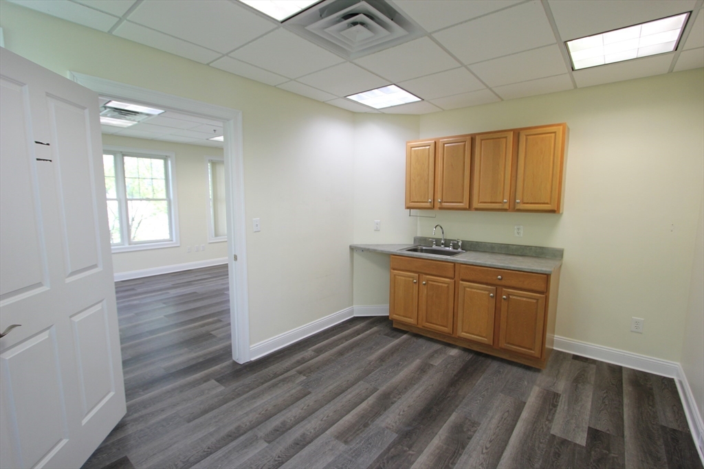 9 Summer St # 302