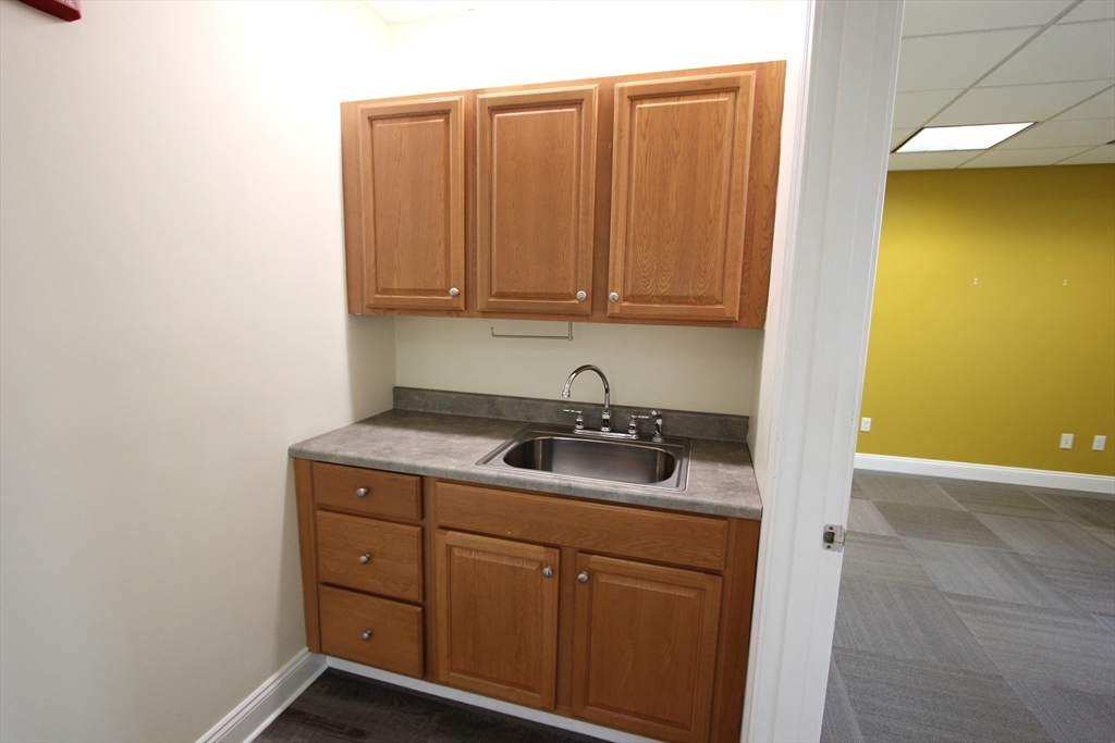 9 Summer St # 304
