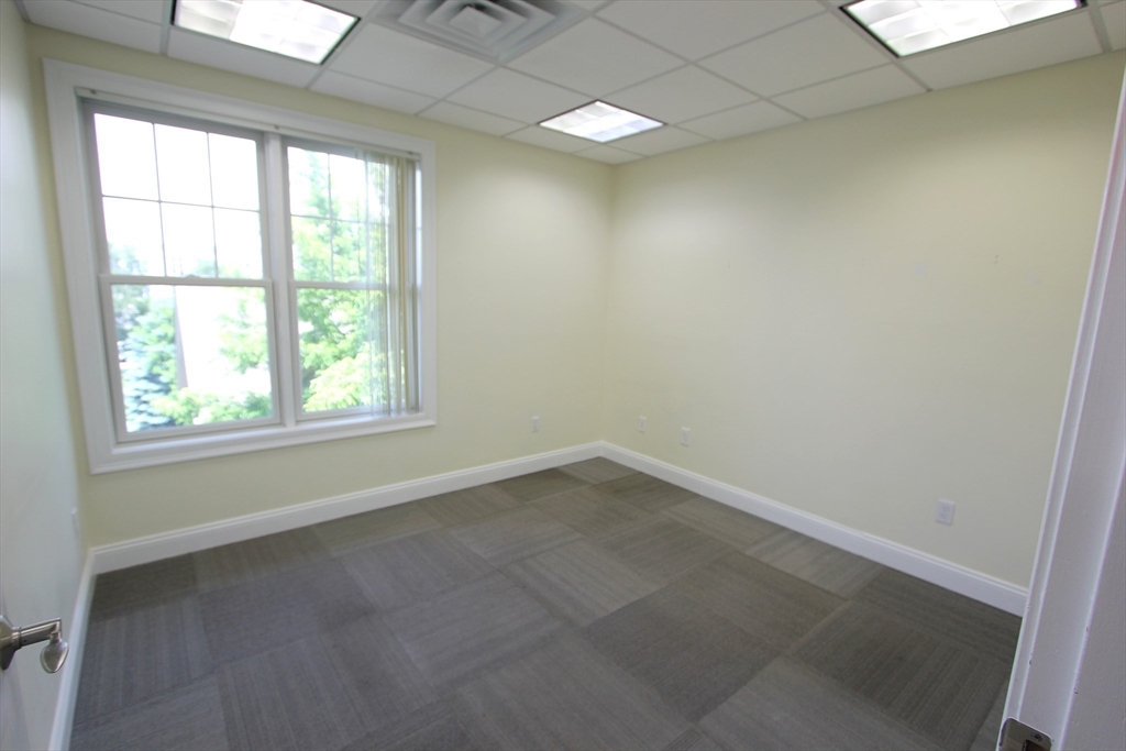 9 Summer St # 304