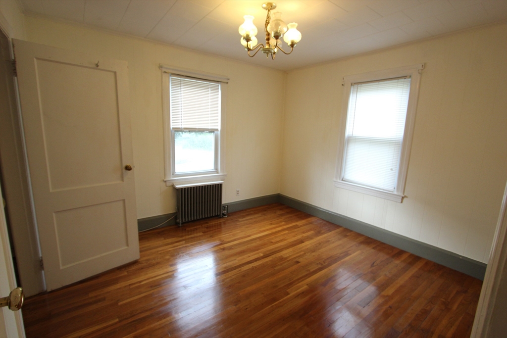 23 Saxon St # 23