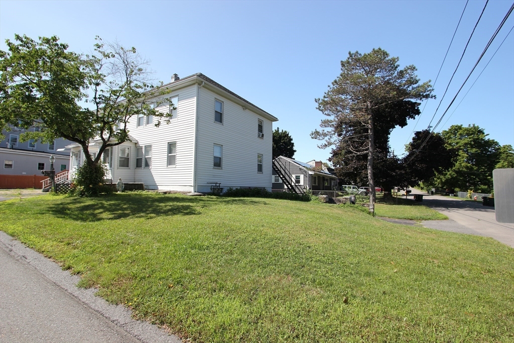 23 Saxon St # 23
