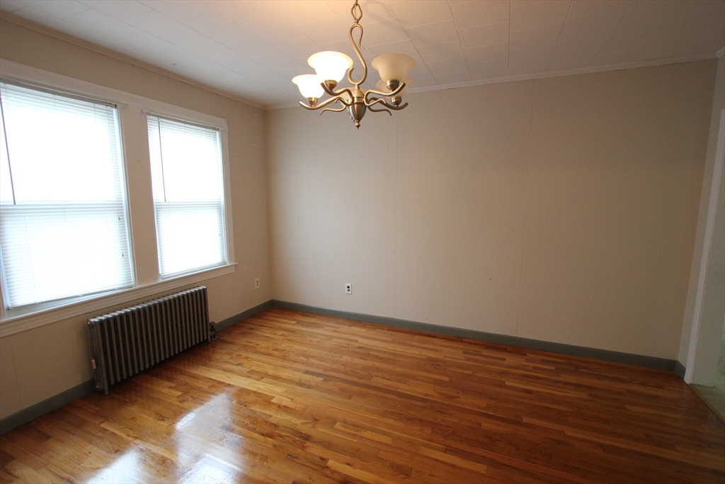 23 Saxon St # 23