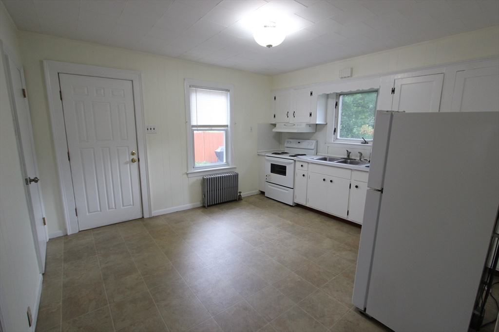 23 Saxon St # 23