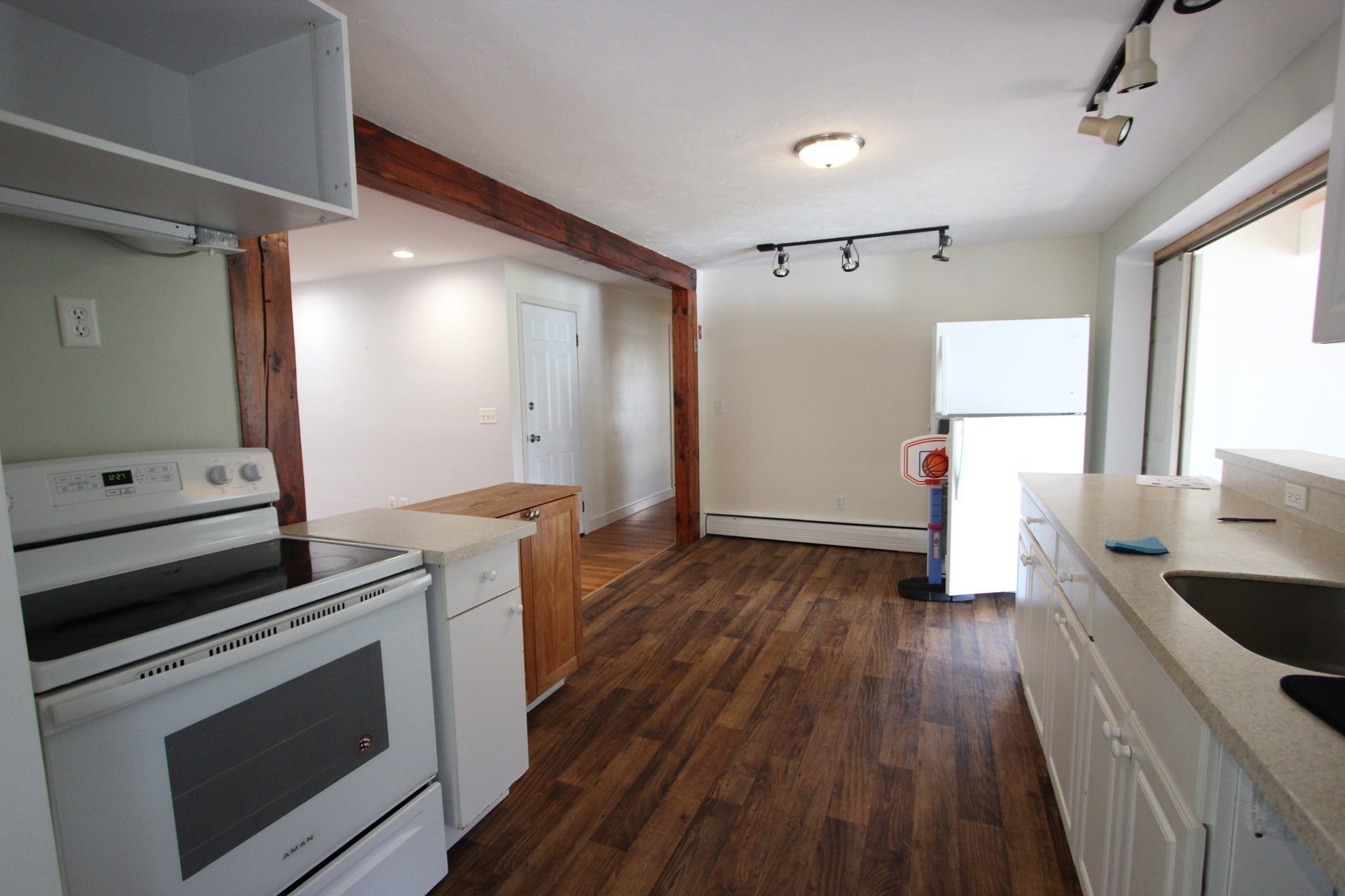 163 Farm St # 1