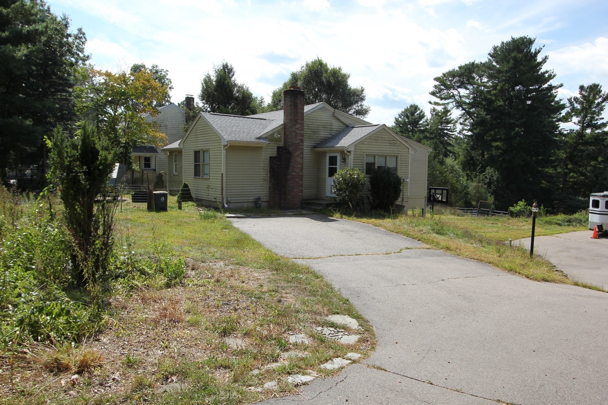163 Farm St # 1