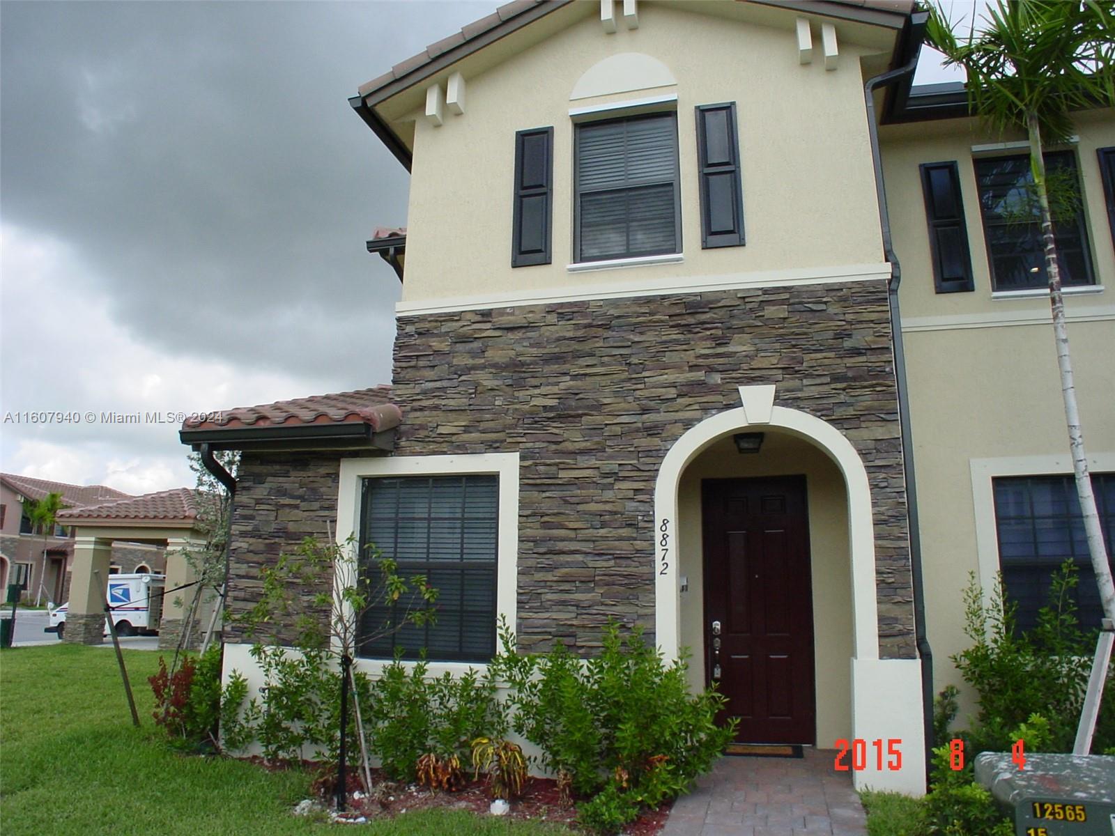 8872 W 35th Ct