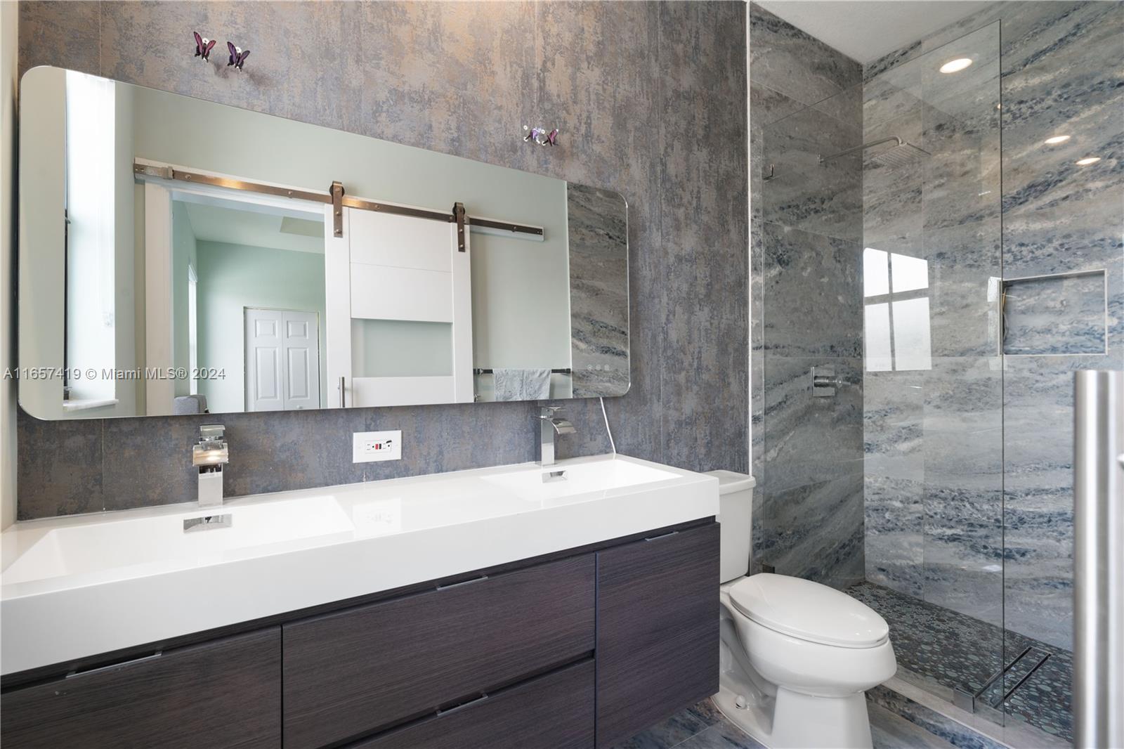 3463 W 106th Ter Unit: .