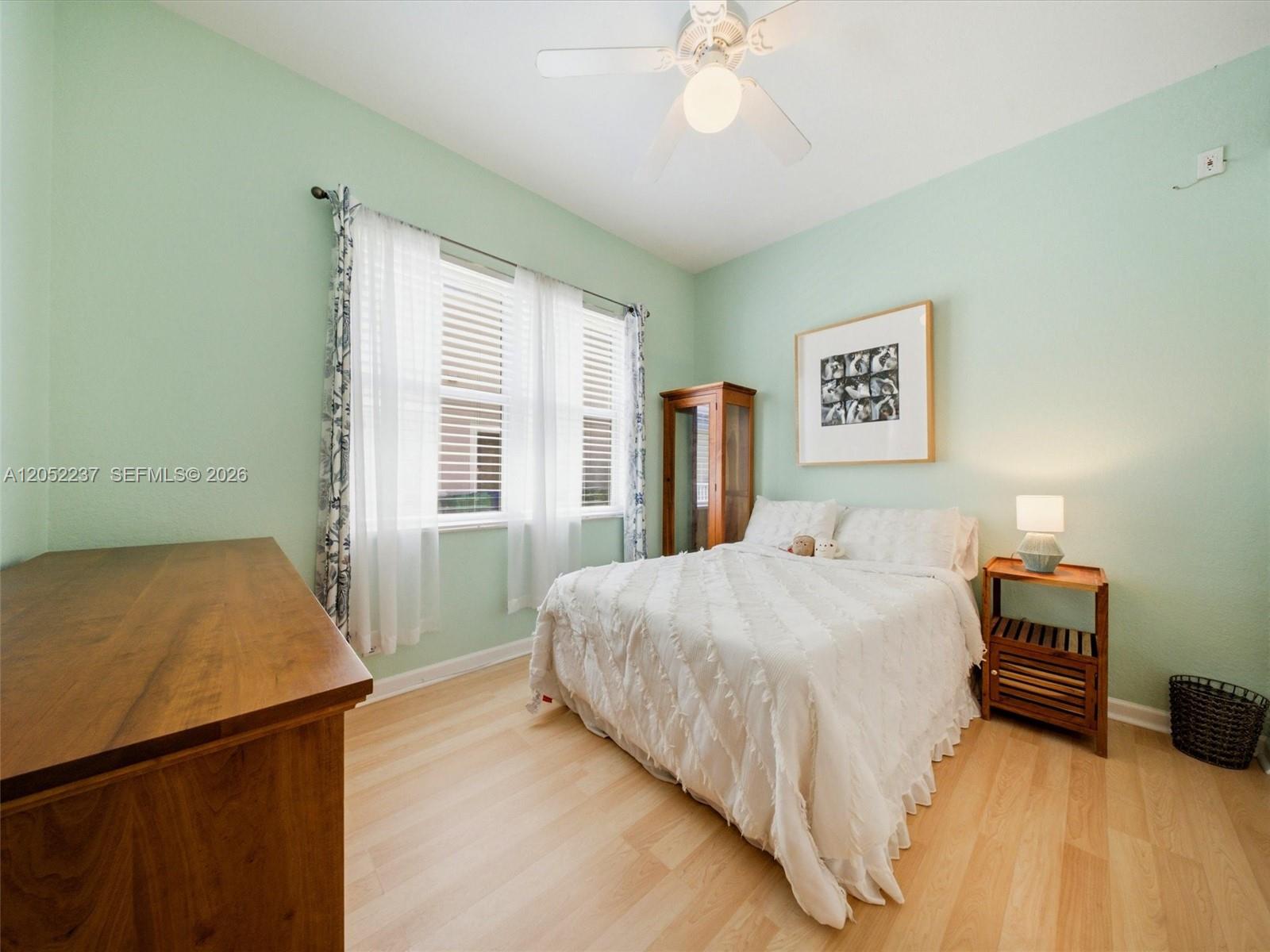 12307 NW 49th St