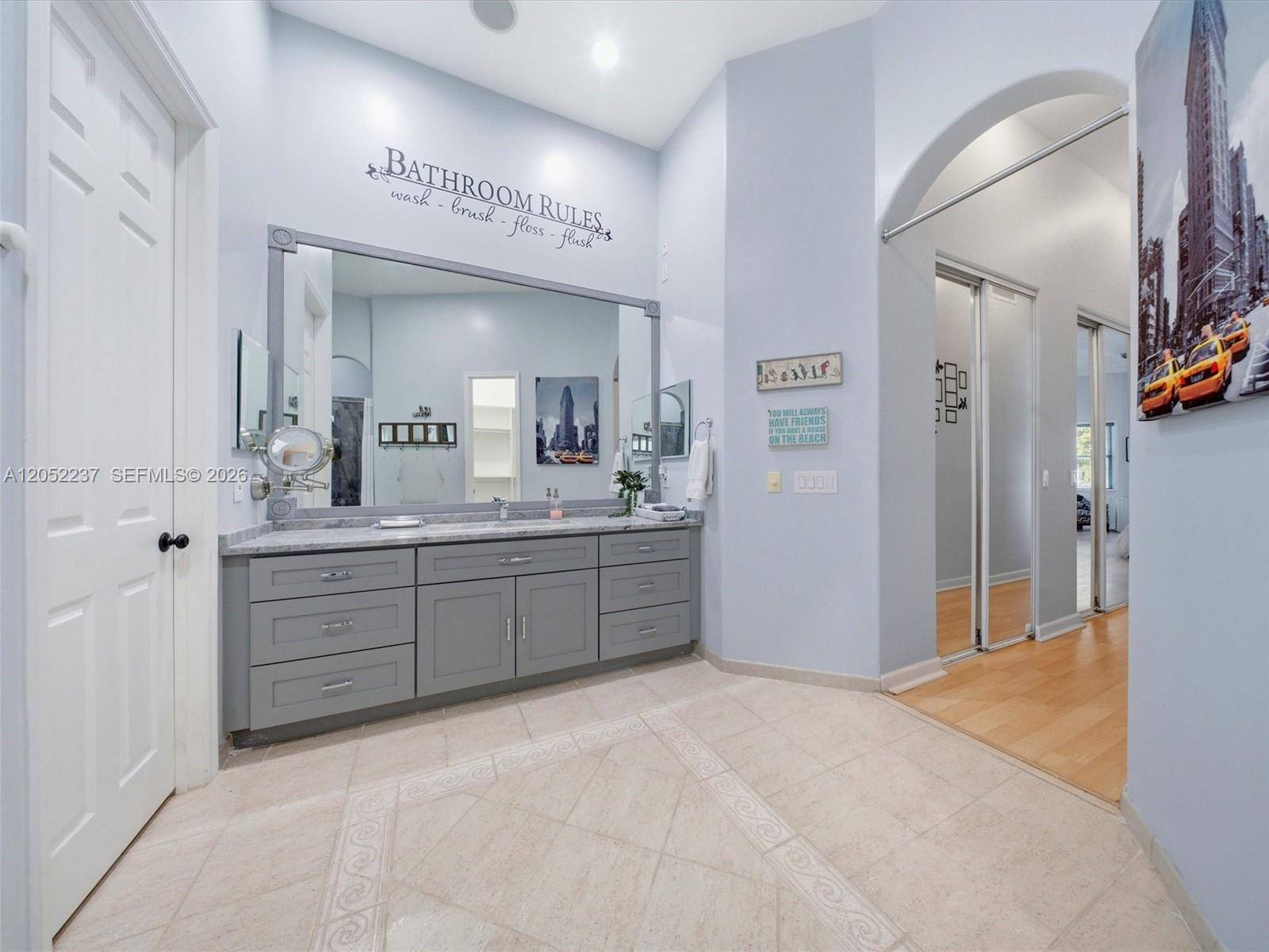 12307 NW 49th St