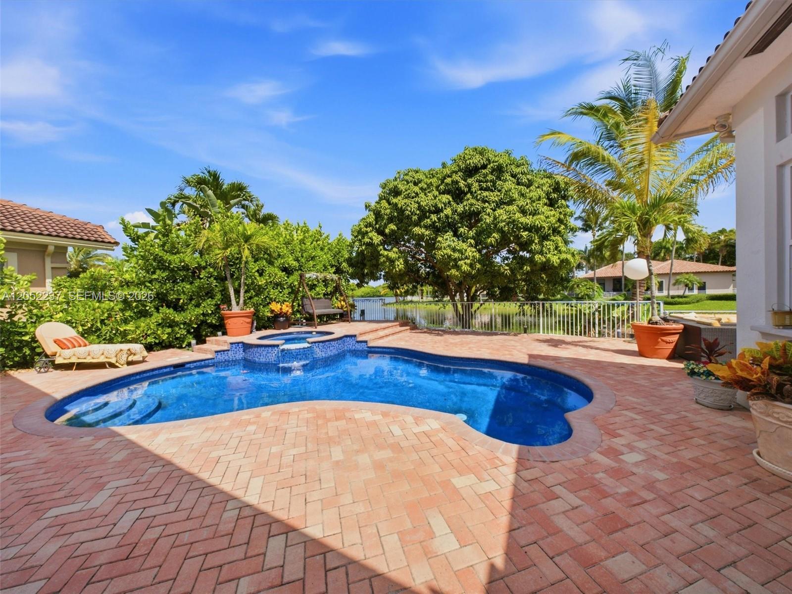 12307 NW 49th St