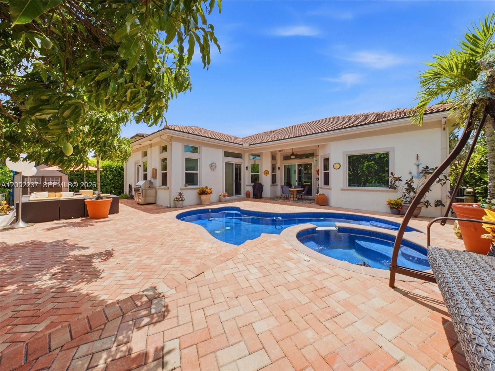 12307 NW 49th St