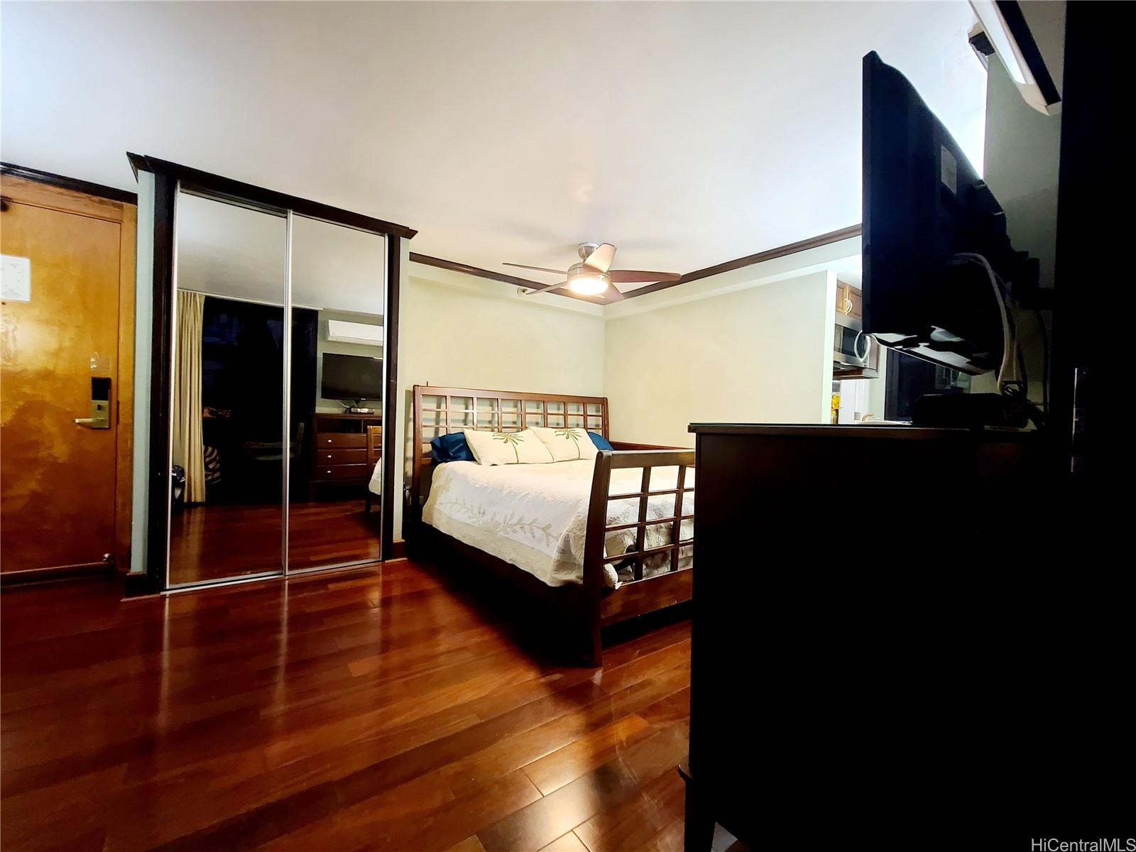2425 Kuhio Avenue Unit: 701