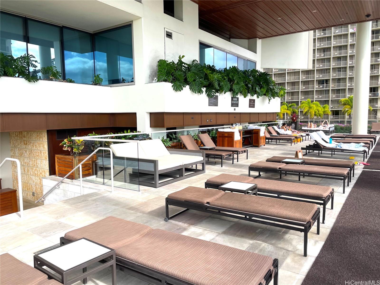 223 Saratoga Road Unit: 1714