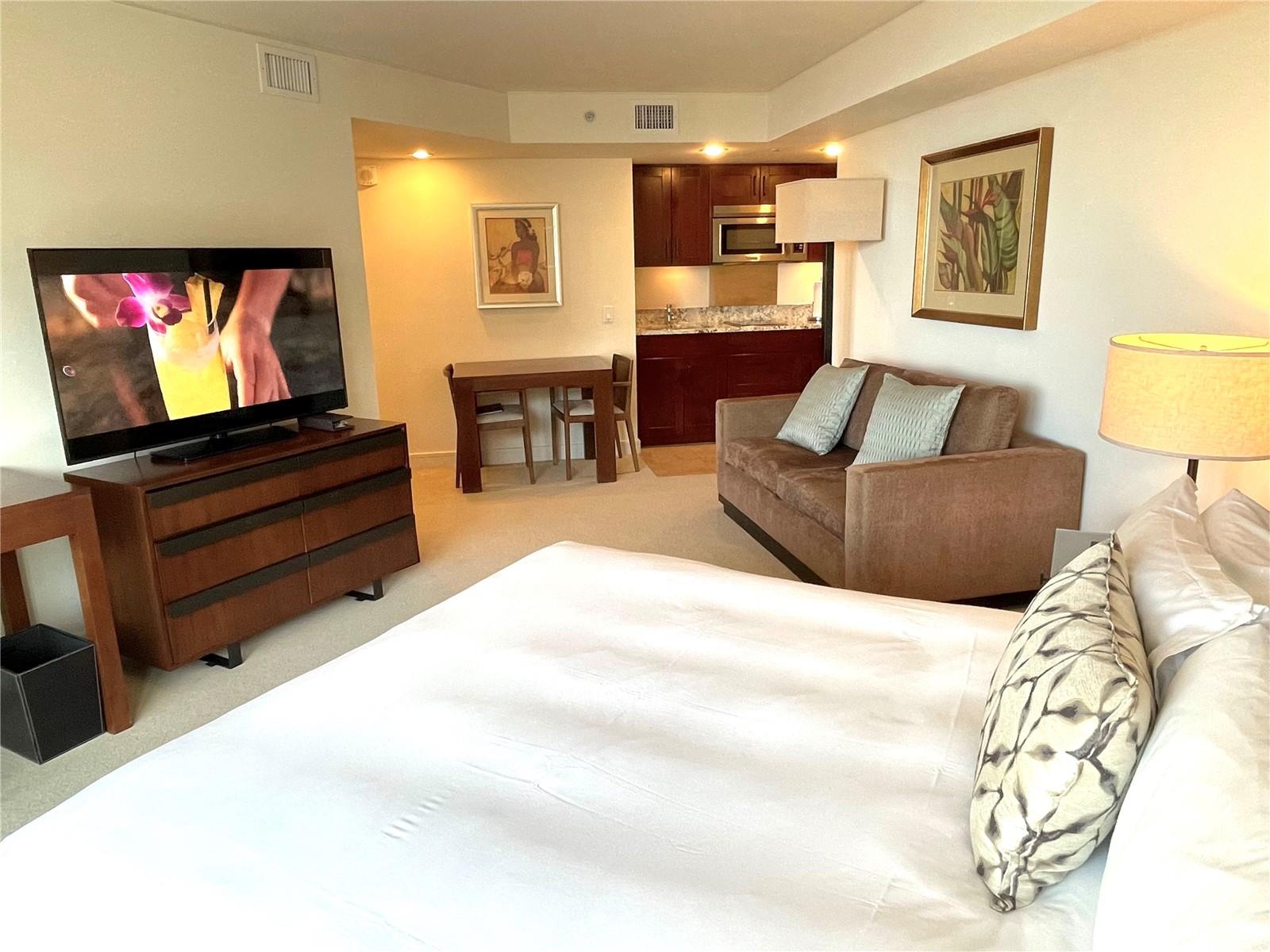 223 Saratoga Road Unit: 1714