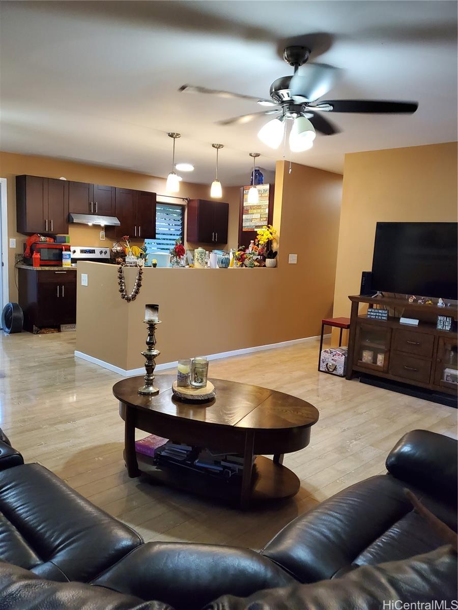 84-1054 Farrington Highway Unit: A