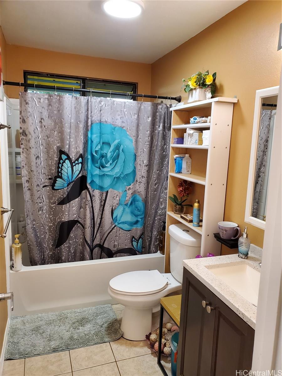 84-1054 Farrington Highway Unit: A