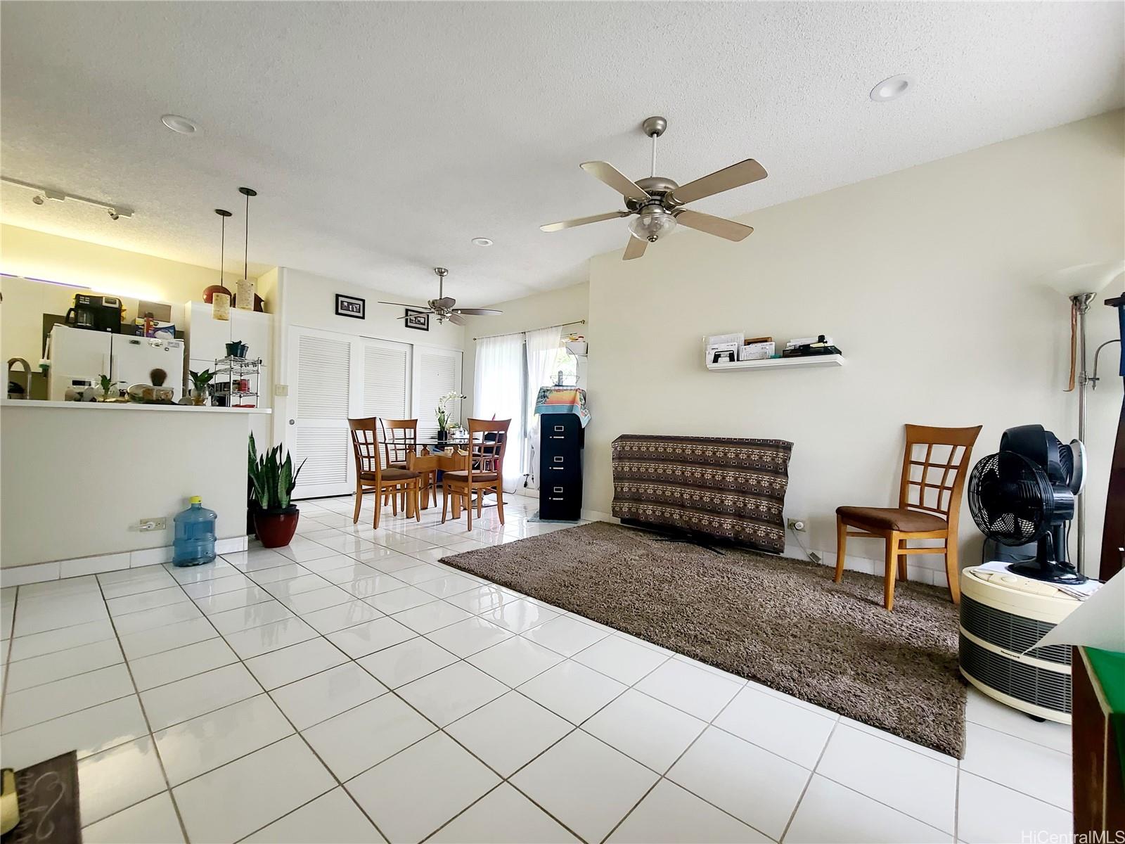 91-849 Puamaeole Street Unit: 12T
