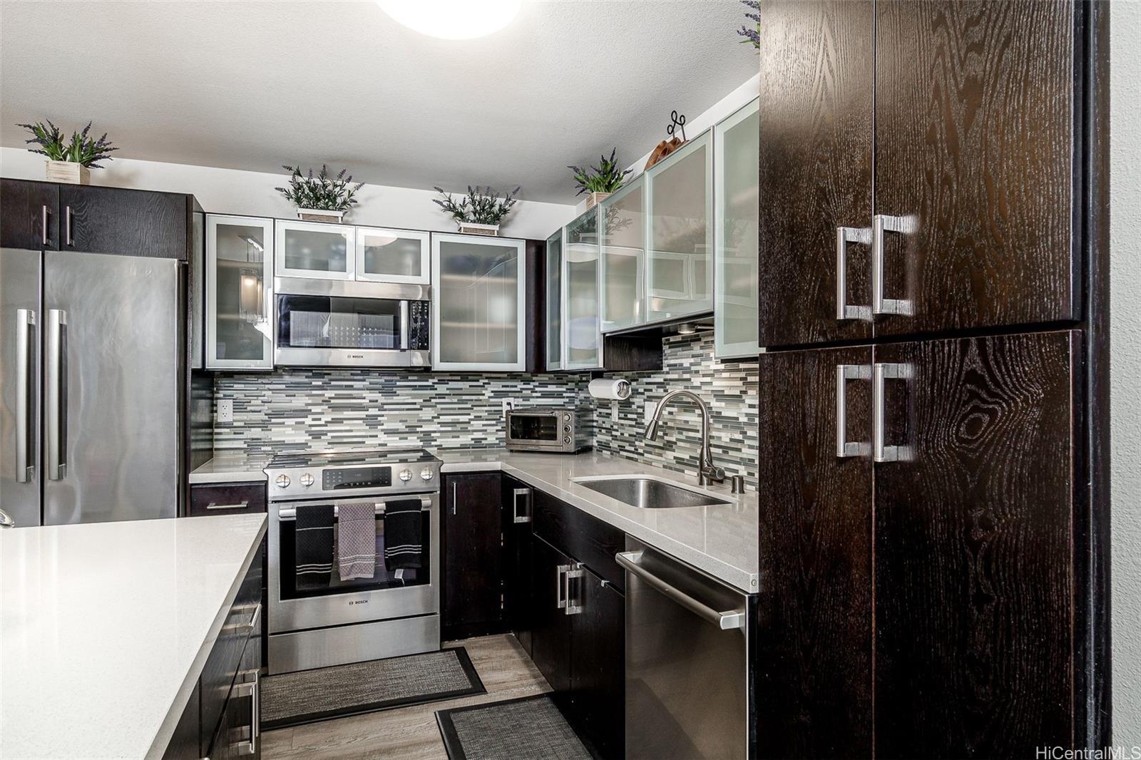 400 Keawe Street Unit: 218
