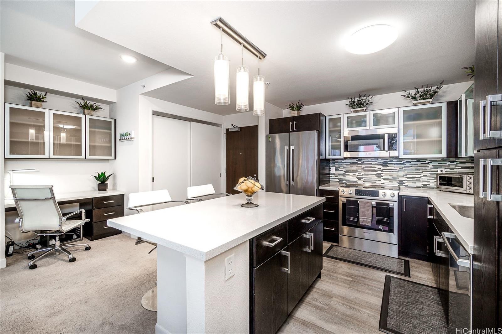 400 Keawe Street Unit: 218