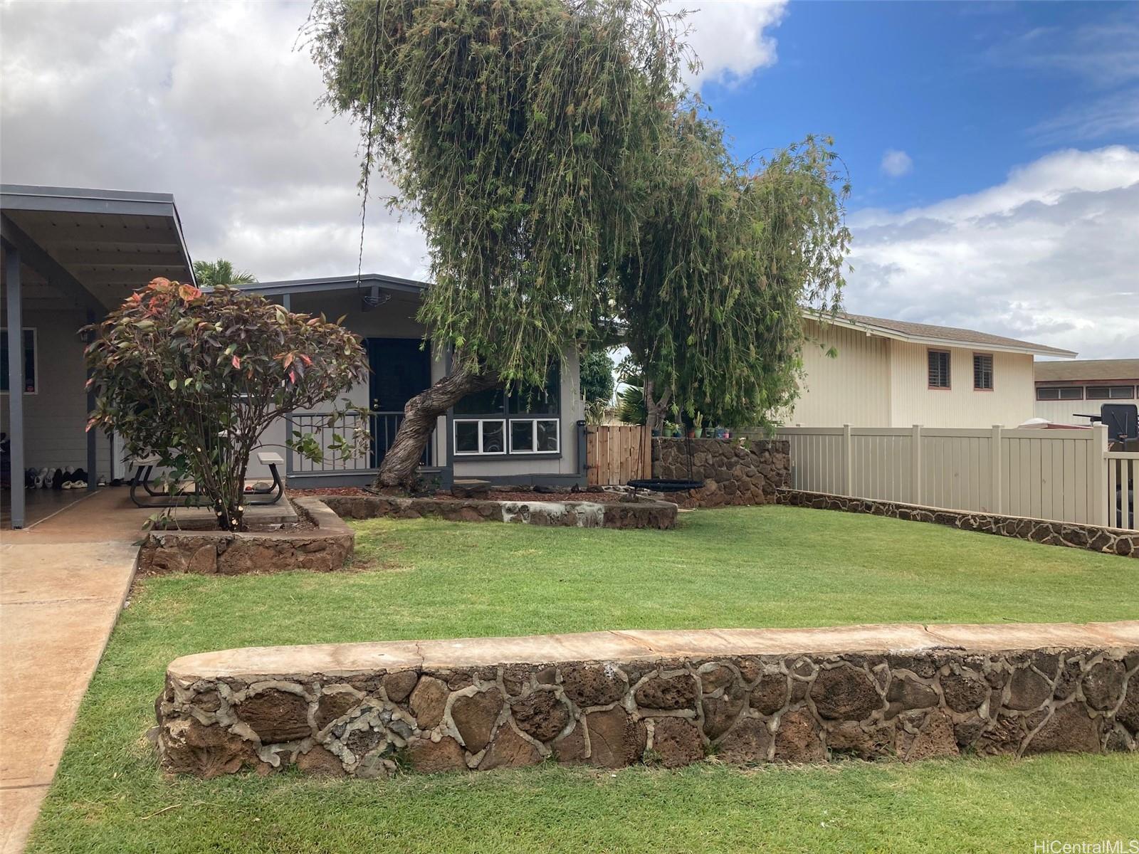 92-625 Aahualii Street