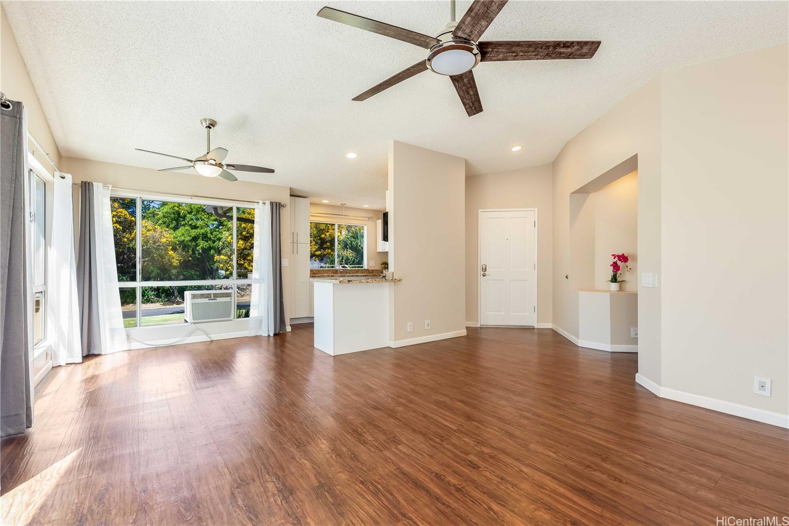 91-1144 Laaulu Street Unit: 13B