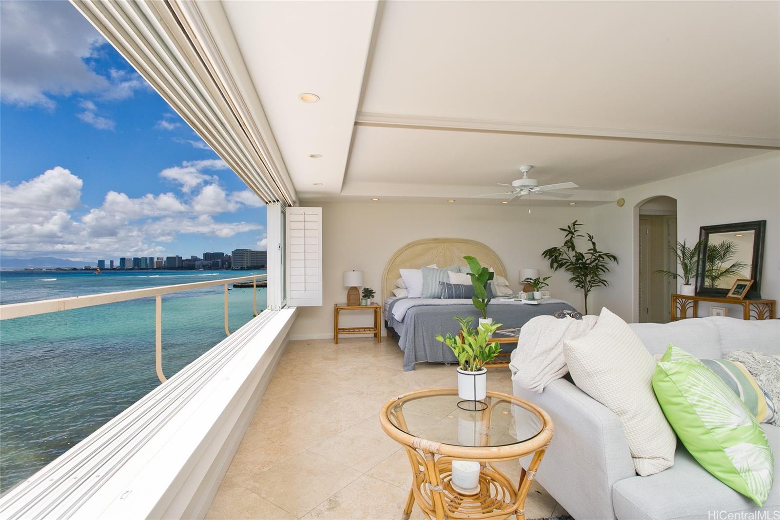 2895 Kalakaua Avenue Unit: 202