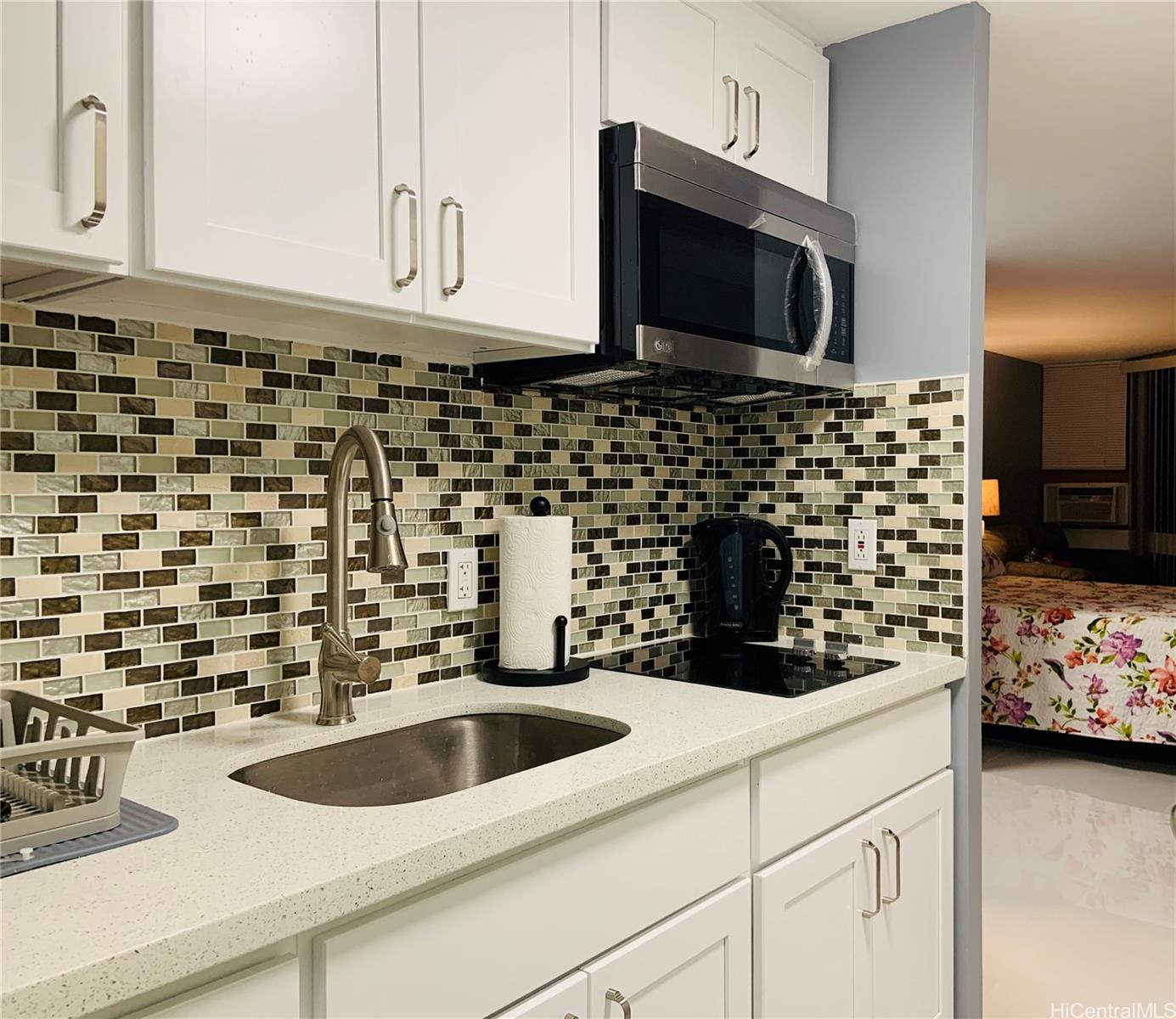 1700 Ala Moana Boulevard Unit: 702