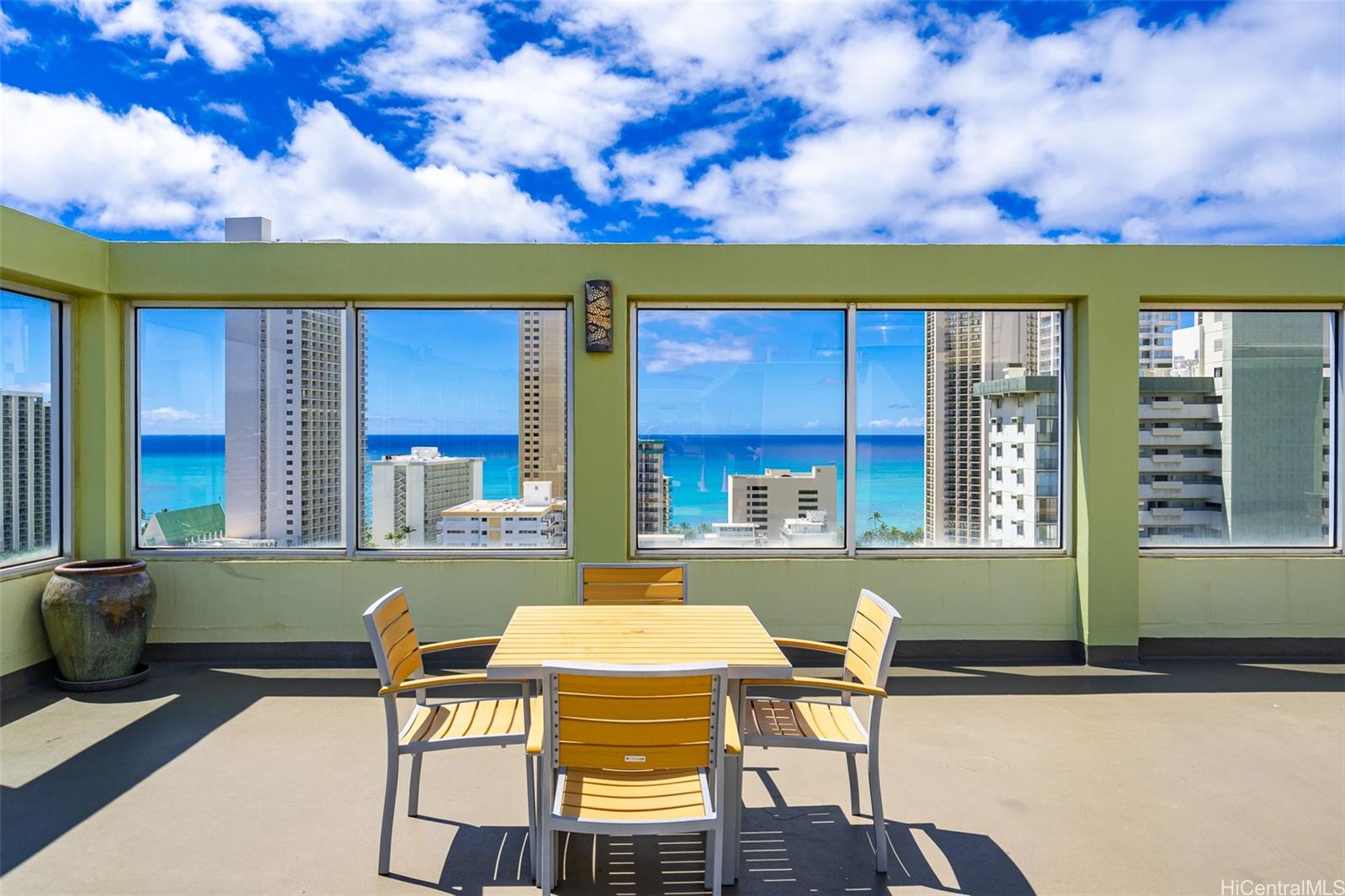 2452 Tusitala Street Unit: 707