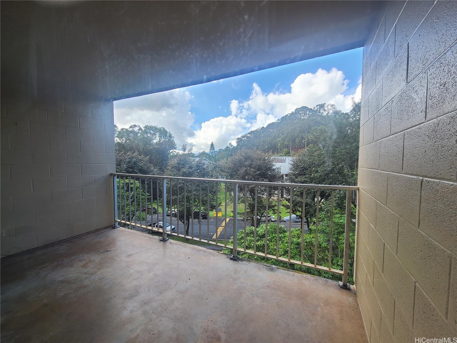 95-273 Waikalani Drive Unit: D704