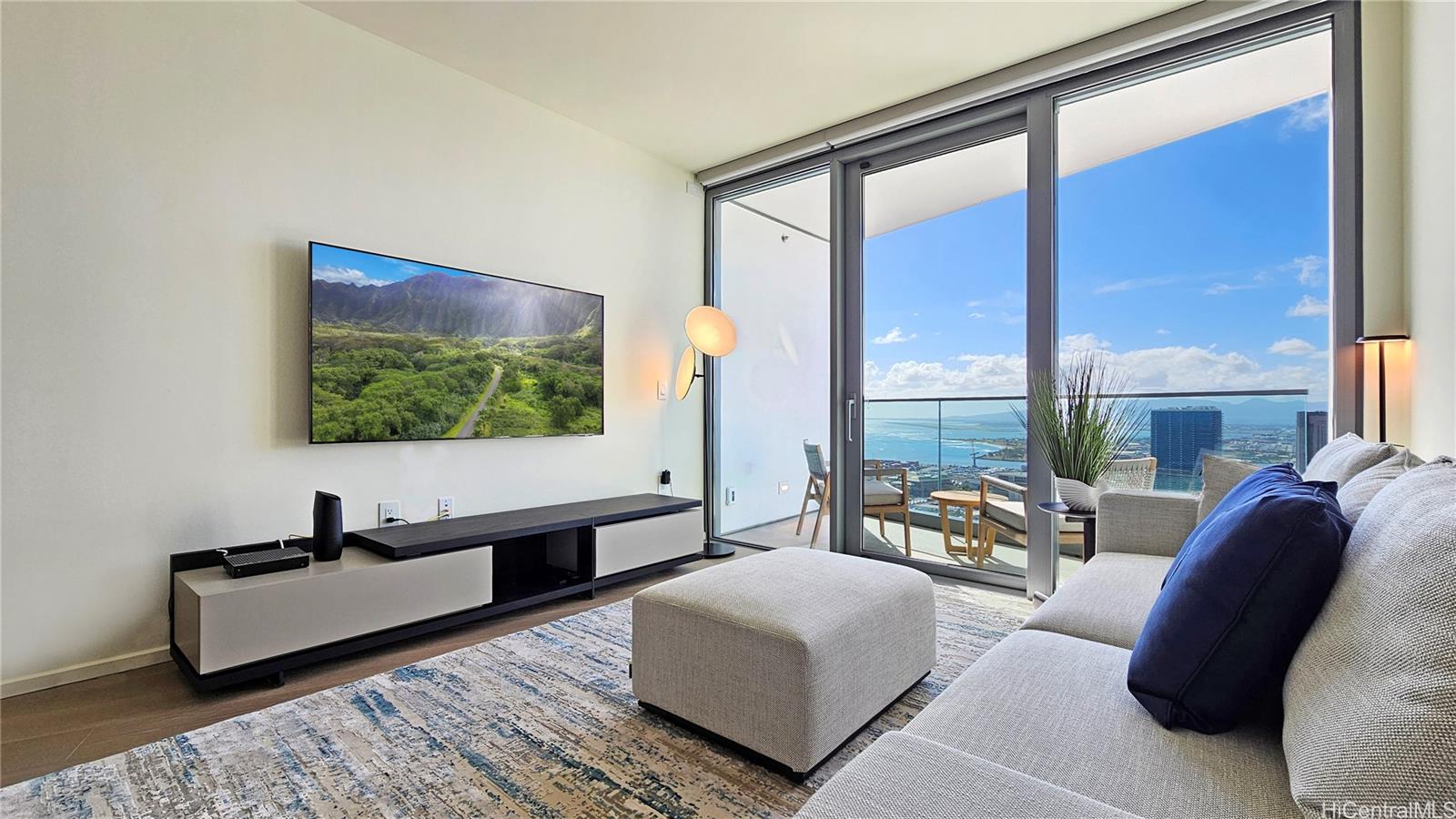 1000 Auahi Street Unit: 3907