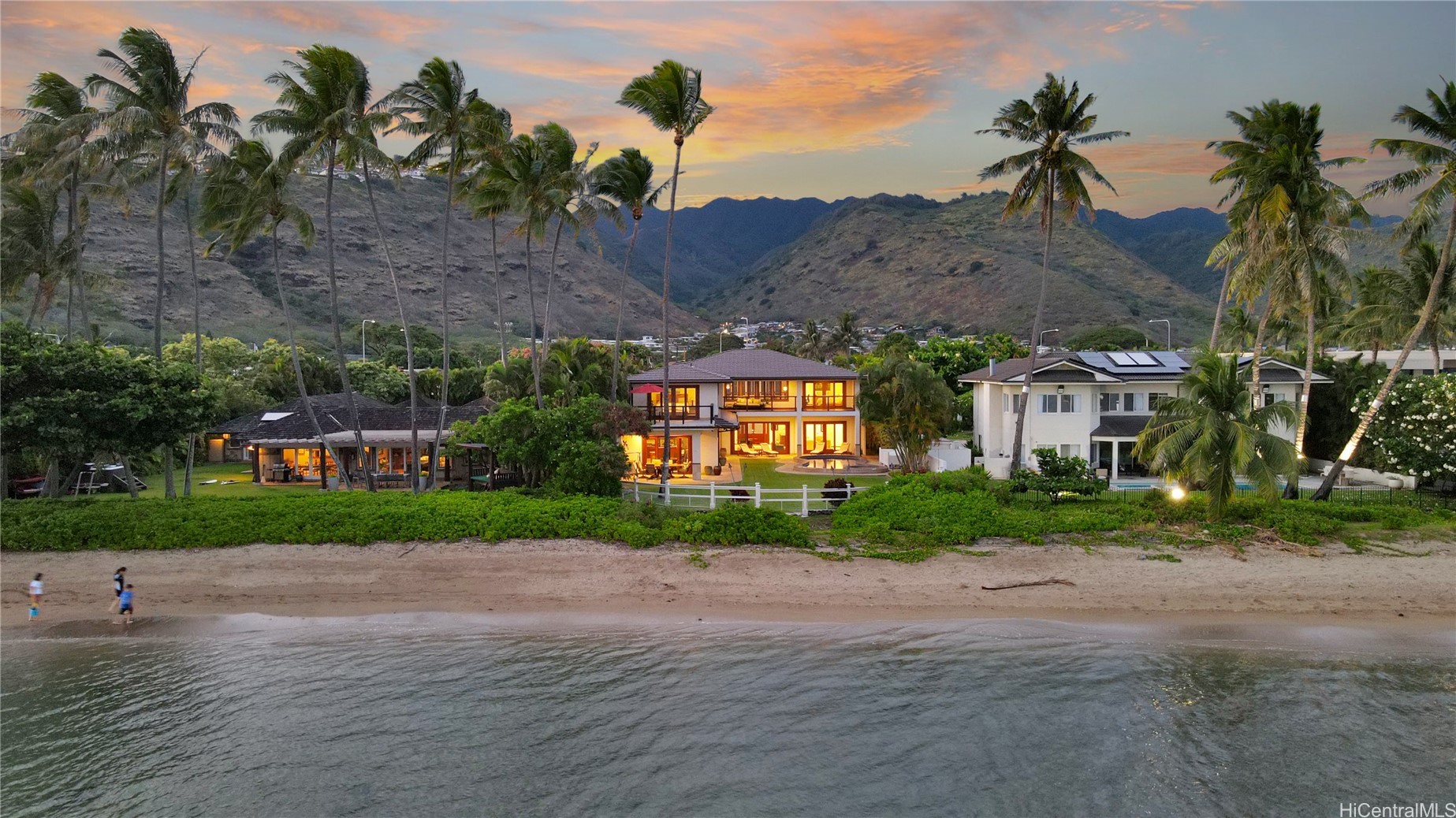 5633 Kalanianaole Highway