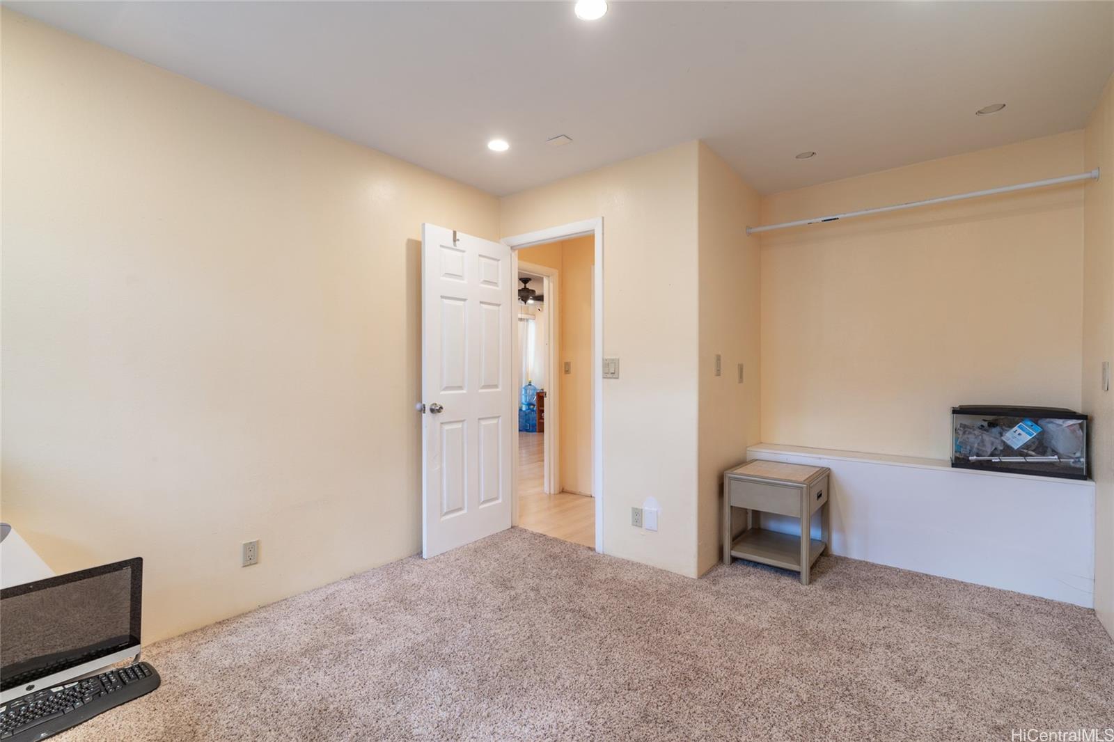 1575 Kilohana Street