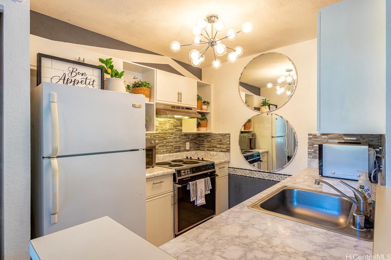140 Uwapo Road Unit: 8-102