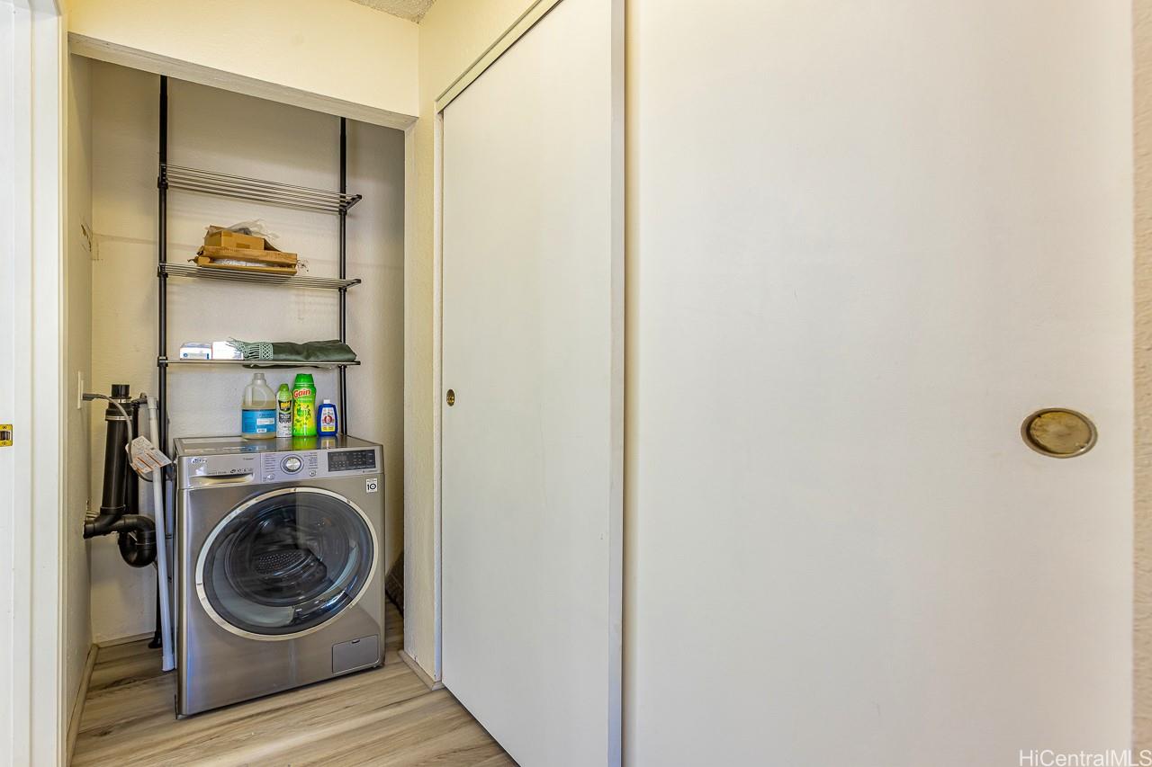 140 Uwapo Road Unit: 8-102