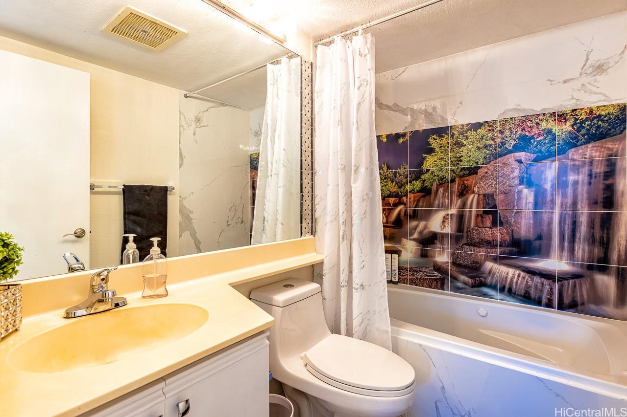 140 Uwapo Road Unit: 8-102