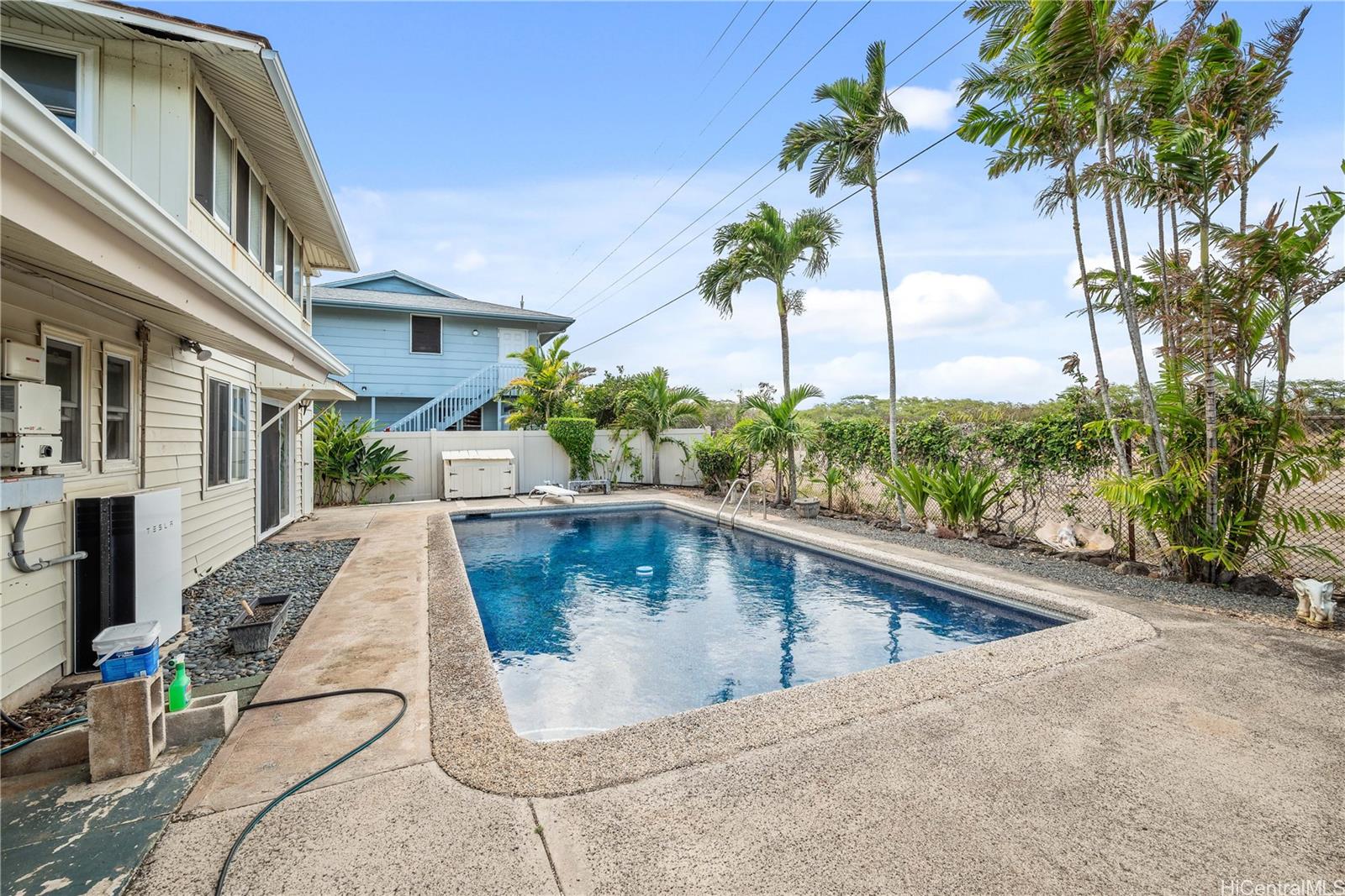 184 Aikahi Loop